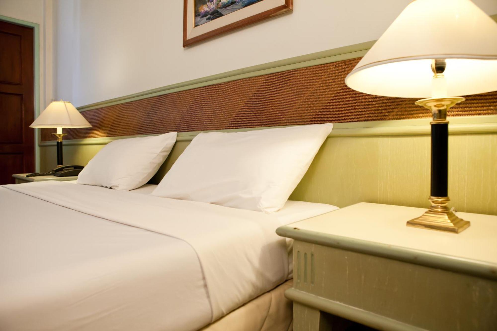 Tanyong Hotel Narathiwat Bagian luar foto