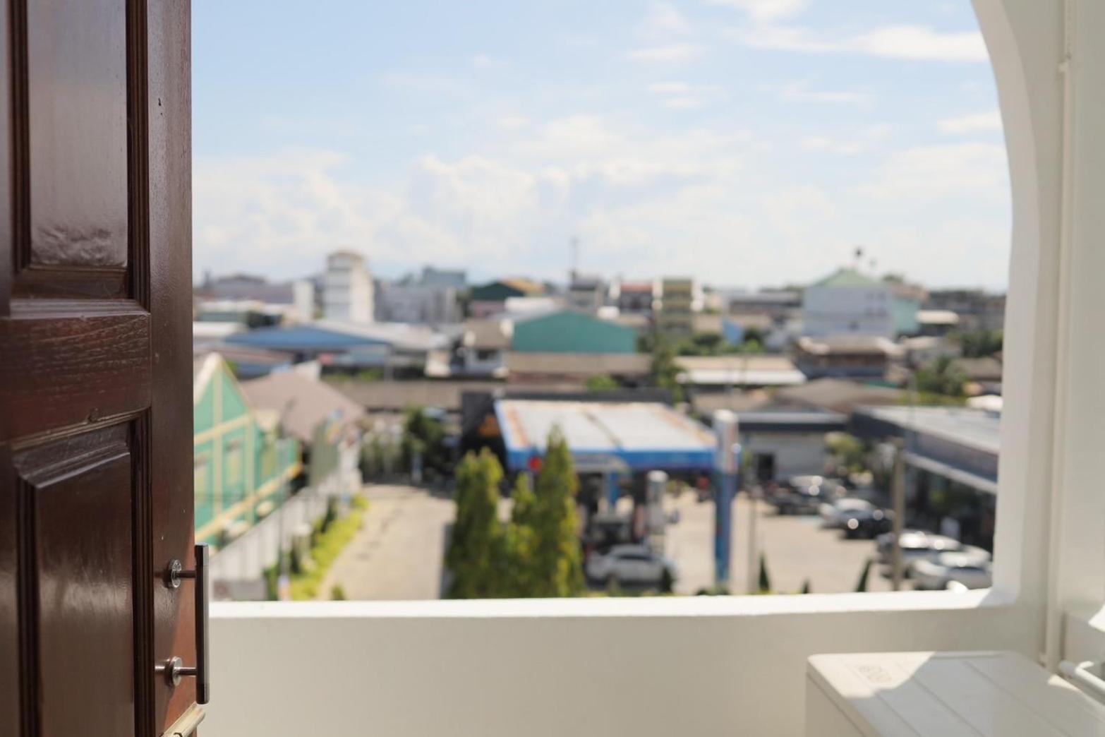 Tanyong Hotel Narathiwat Bagian luar foto