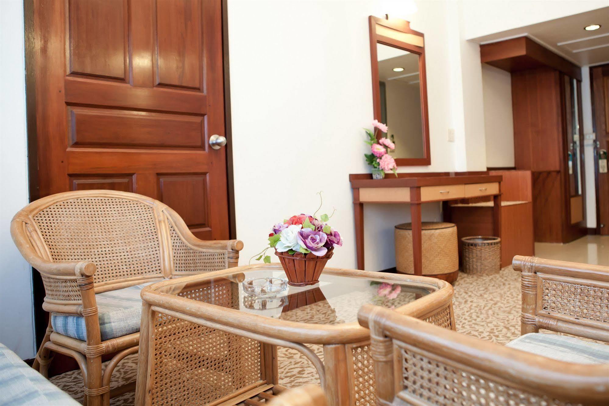 Tanyong Hotel Narathiwat Bagian luar foto